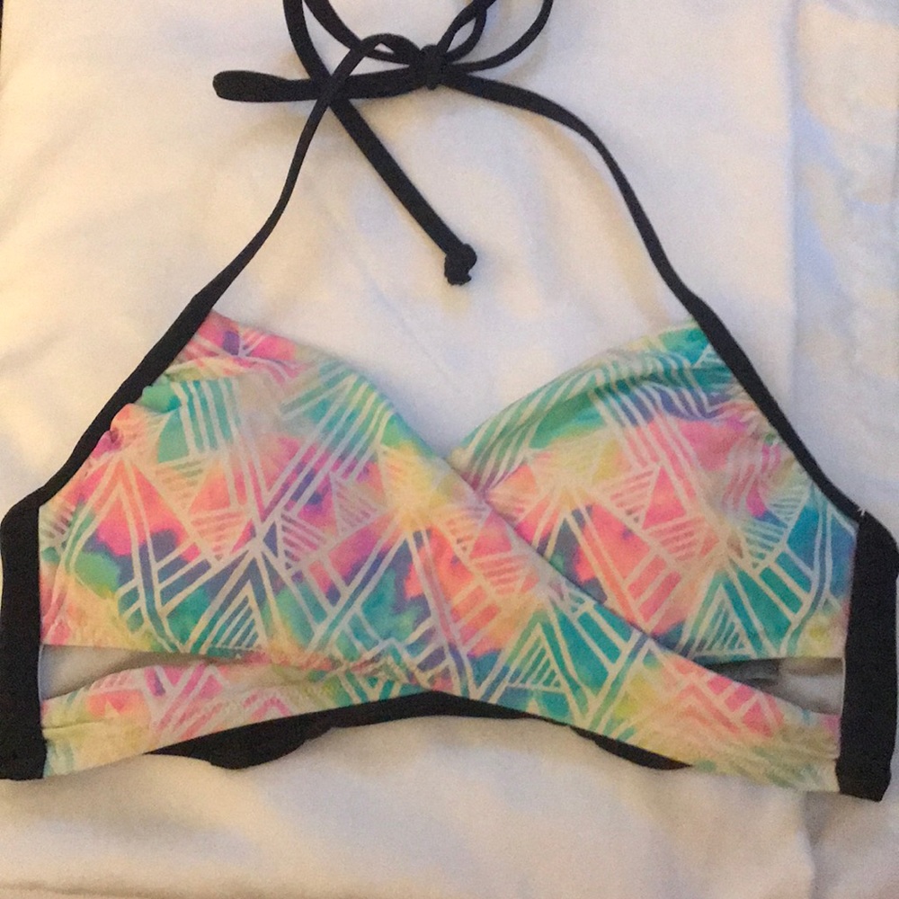 PINK VS BIKINI TOP